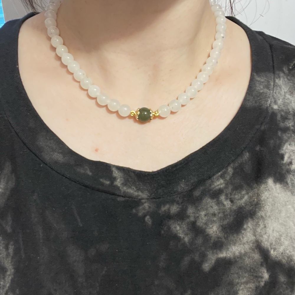 Elegant White Jade Beaded Necklace with Gold Accents